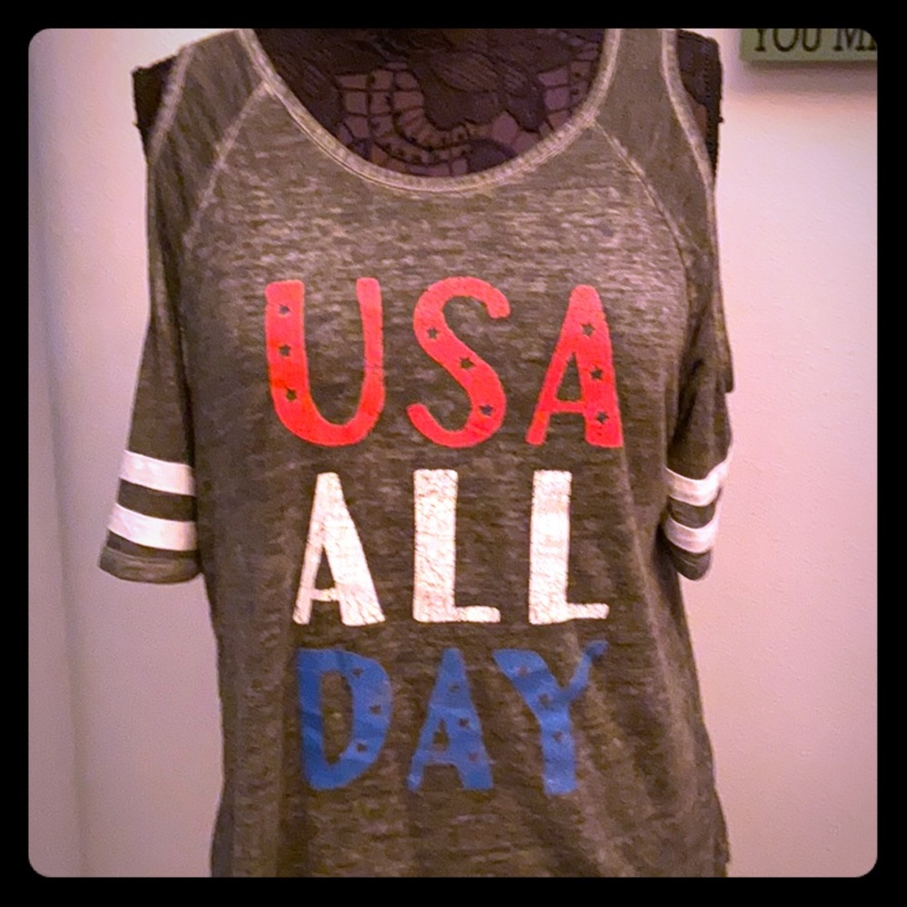 USA ALL DAY burn out, cold shoulder t shirt- large